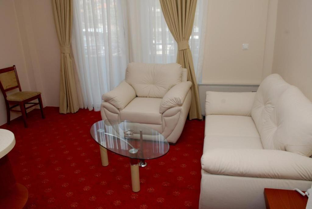 Hotel Salida Prilep Zewnętrze zdjęcie